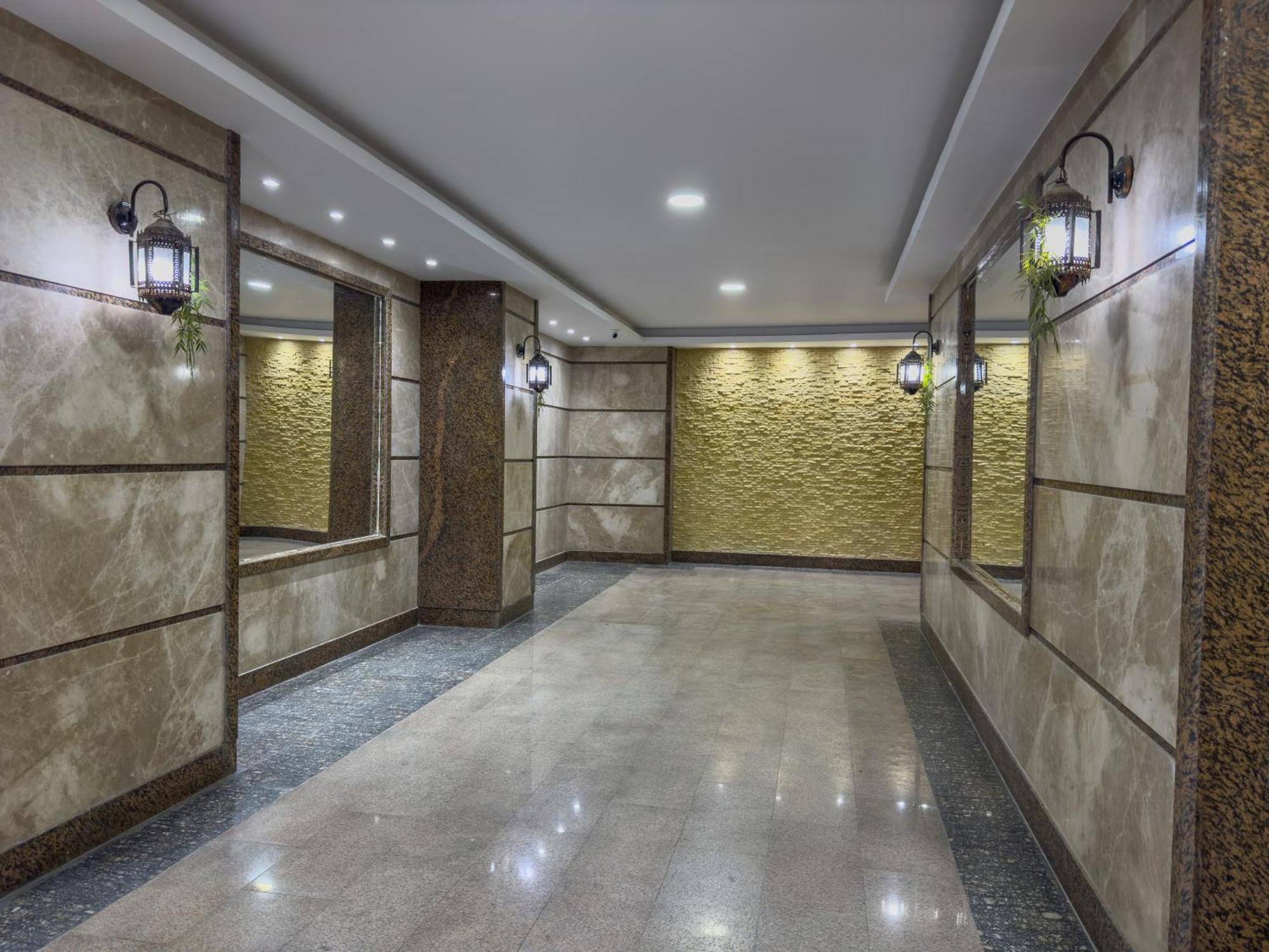 Royal Crown Hotel Giza Pyramids View Kafrat al Jabal ภายนอก รูปภาพ